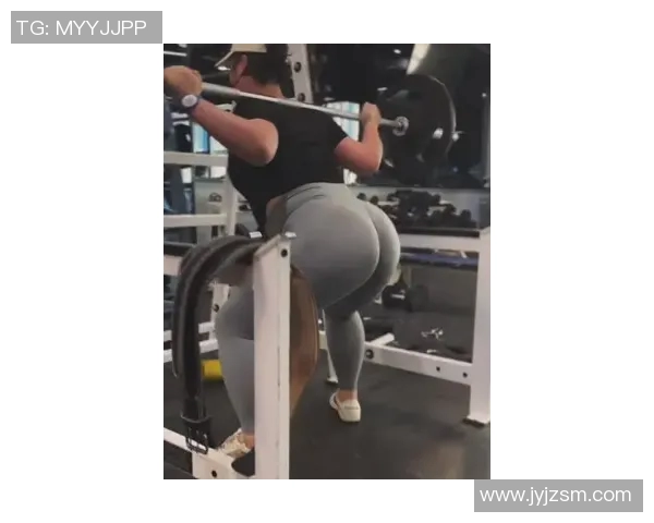 练臀部的健身器材图片展示与使用指南